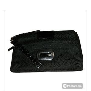 Guess wristlet black. EUC silver hardware